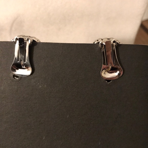 🎁 Ladies clip on earrings - Picture 3 of 8